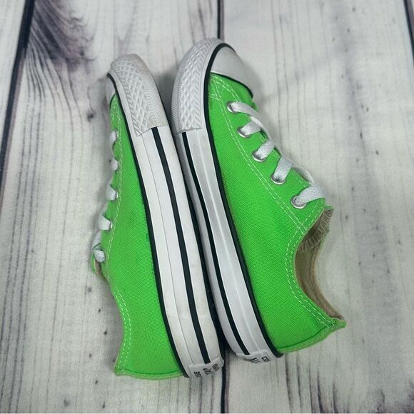 Converse Chuck Taylor All Star Kids Lime Green Low Sneakers Youth Size 12.5 - Picture 7 of 9